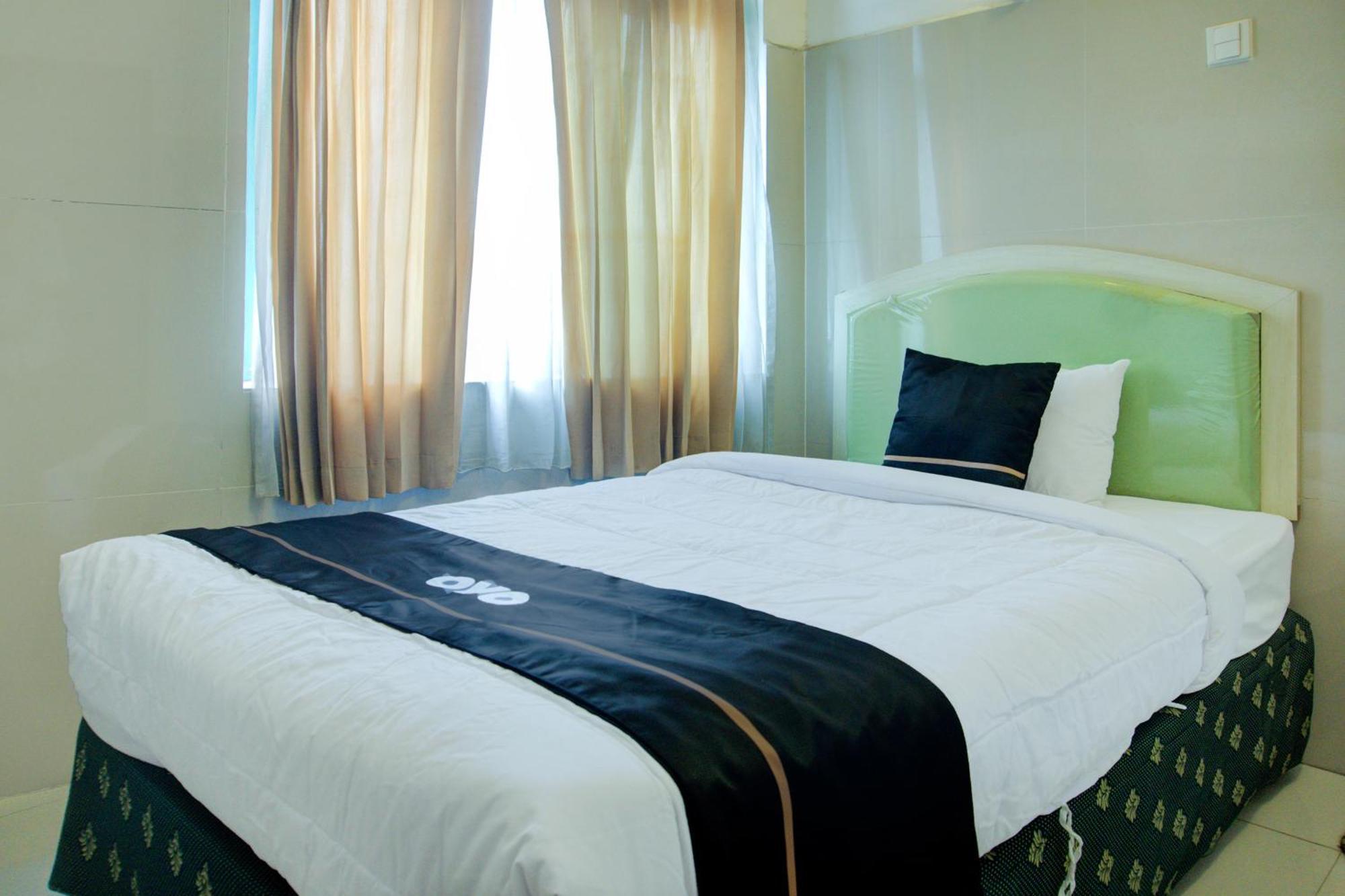 Townhouse Oak Palembang Near Jembatan Ampera Formerly Azzura Hotel Εξωτερικό φωτογραφία